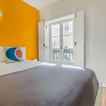 Design In Typical Alfama Apartmán