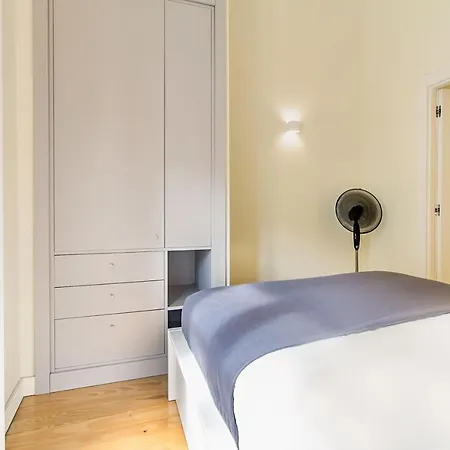 Design In Typical Alfama Лісабон