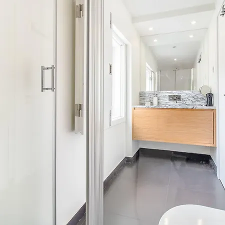 Design In Typical Alfama Лісабон