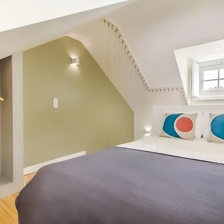 Design In Typical Alfama Apartment Lisbon