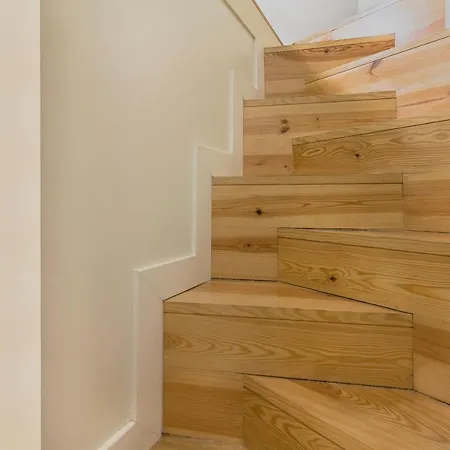 Design In Typical Alfama Apartment
