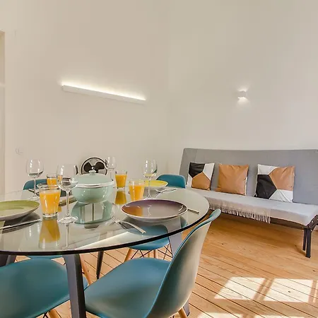 Appartement Design In Typical Alfama *